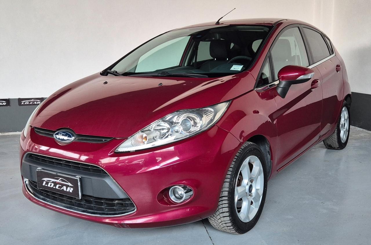 Ford Fiesta 1.4 5 porte Bz.- GPL Titanium Neopatentati