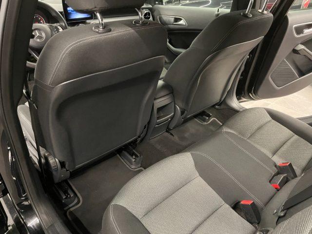 MERCEDES-BENZ GLA 180 1.5 d 110 CV Business