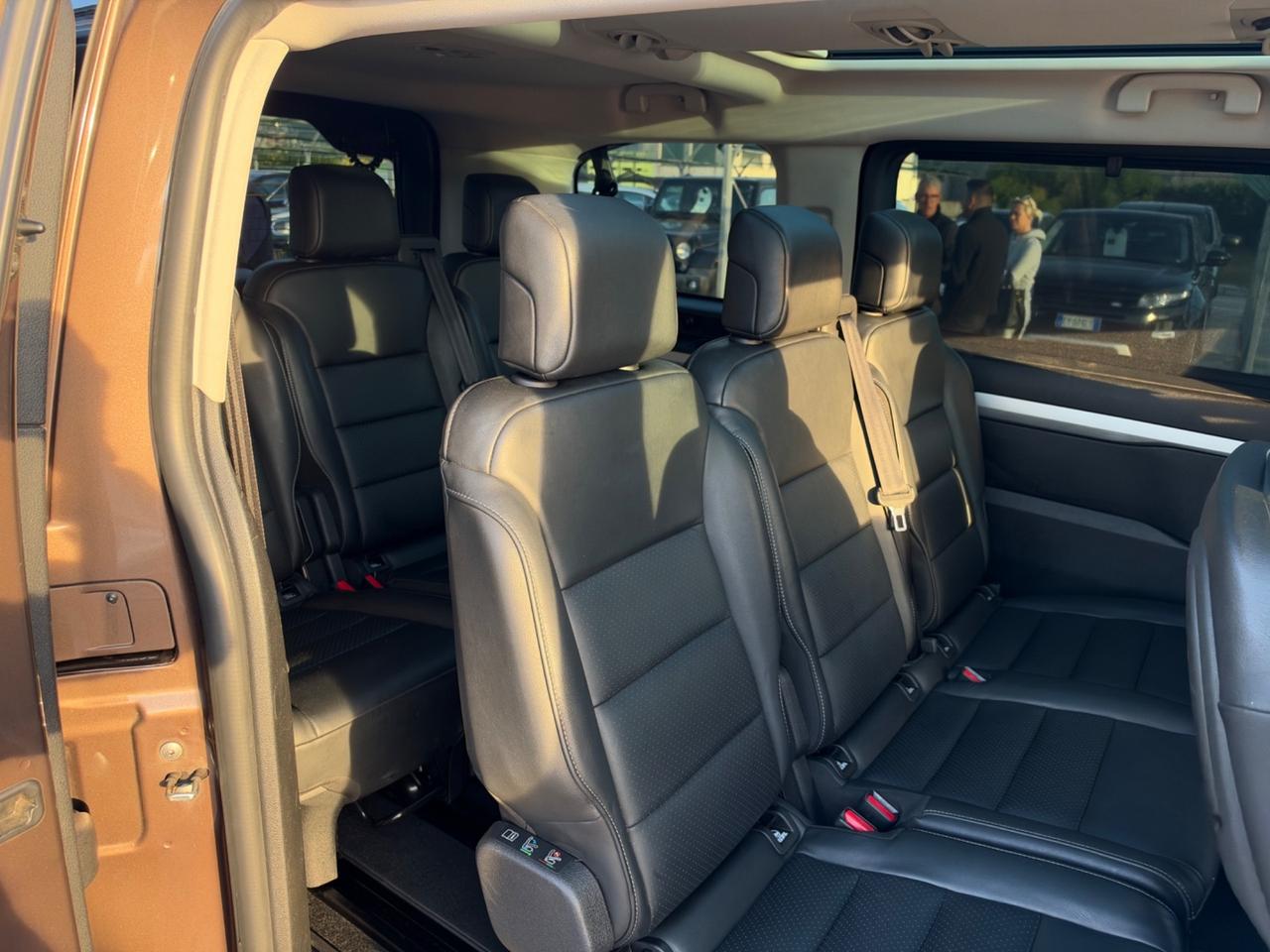 Peugeot Traveller BlueHDi 180 EAT8 Long Vip 8 POSTI
