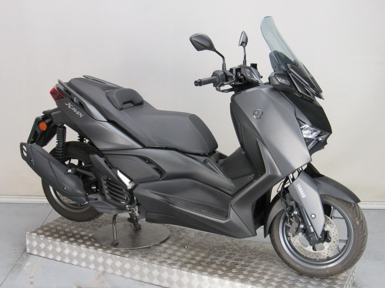 Yamaha X-Max 125 ABS 11 KW PATENTE A1/B