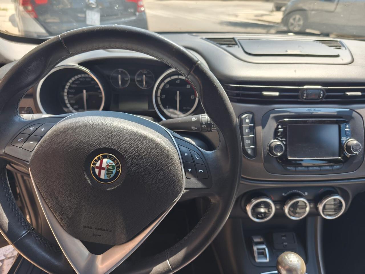 Alfa Romeo Giulietta 1.6 JTDm-2 105 CV Exclusive