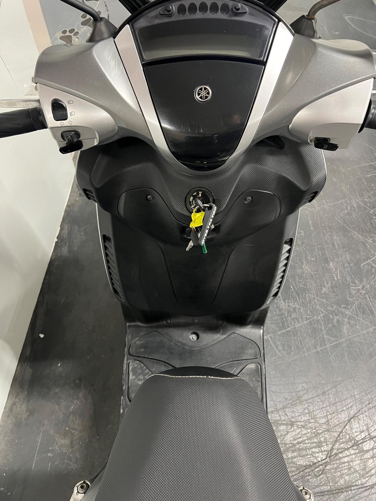 Yamaha Xenter 125