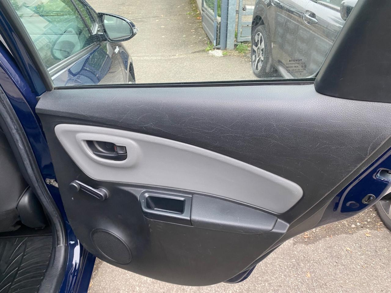 Toyota Yaris 1.5 Hybrid 5 porte Active