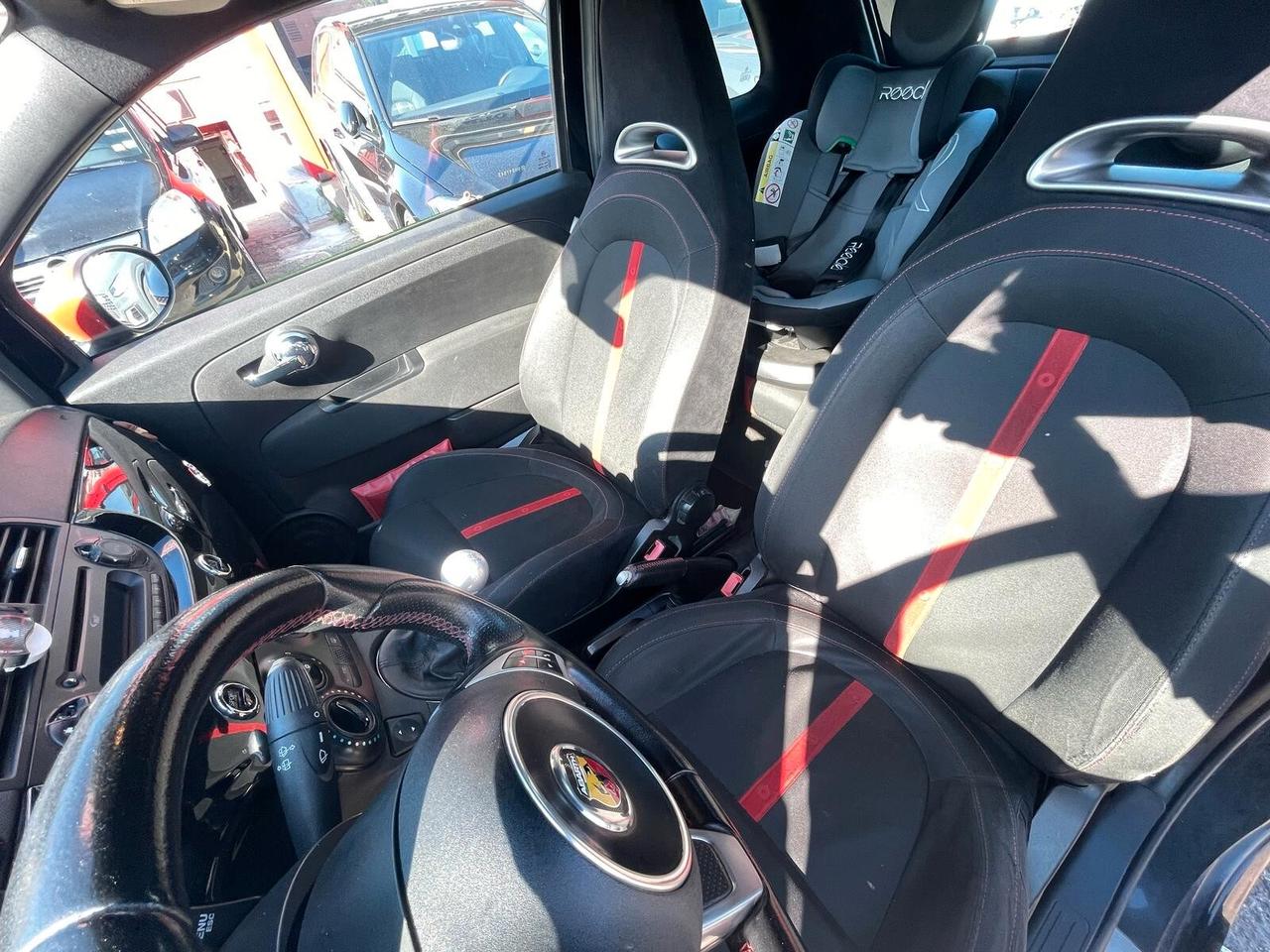 Abarth 500 1.4 Turbo T-Jet 135 cv