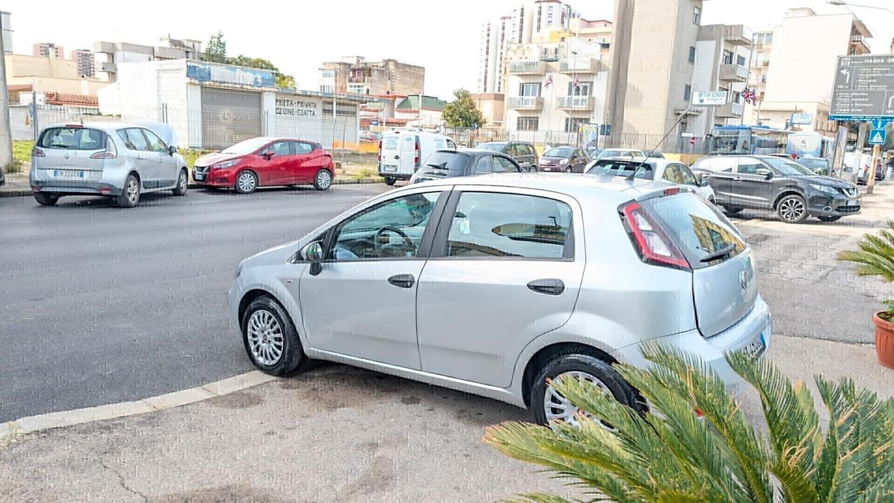 Fiat Grande Punto Evo Punto Evo 1.2 BENZINA Dynamic - Anno 2012 - Neopatentato