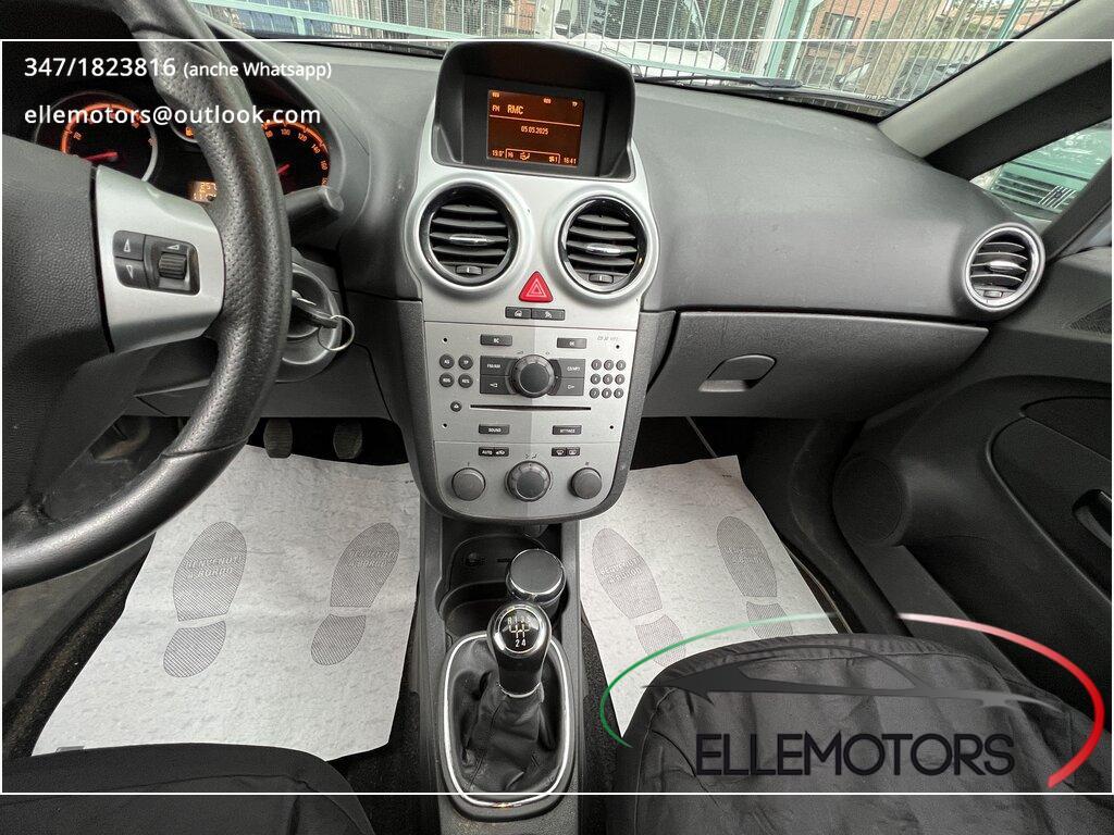 Opel Corsa 3 Porte 1.4 Sport