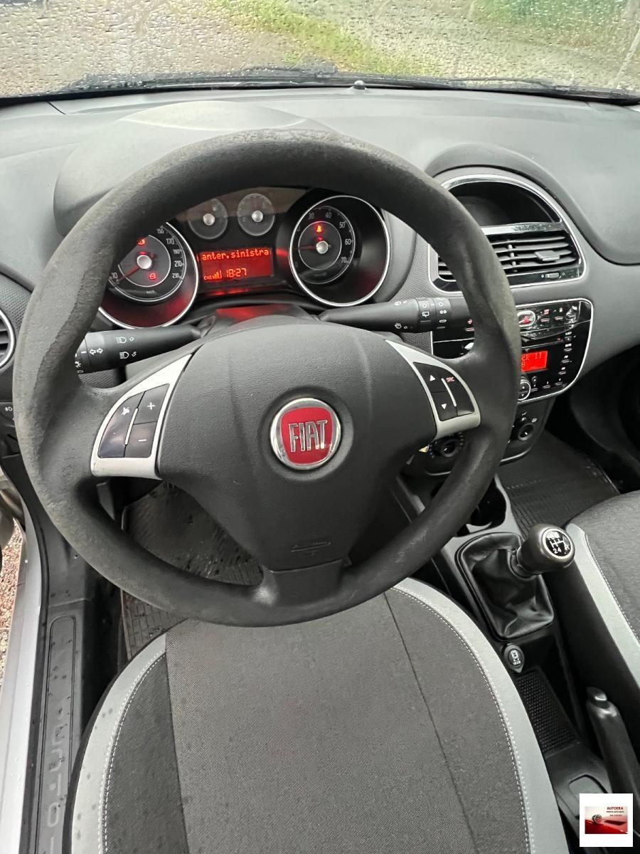 FIAT - Punto - 1.4 8V 5p. Nat. Pow. Virgin Radio