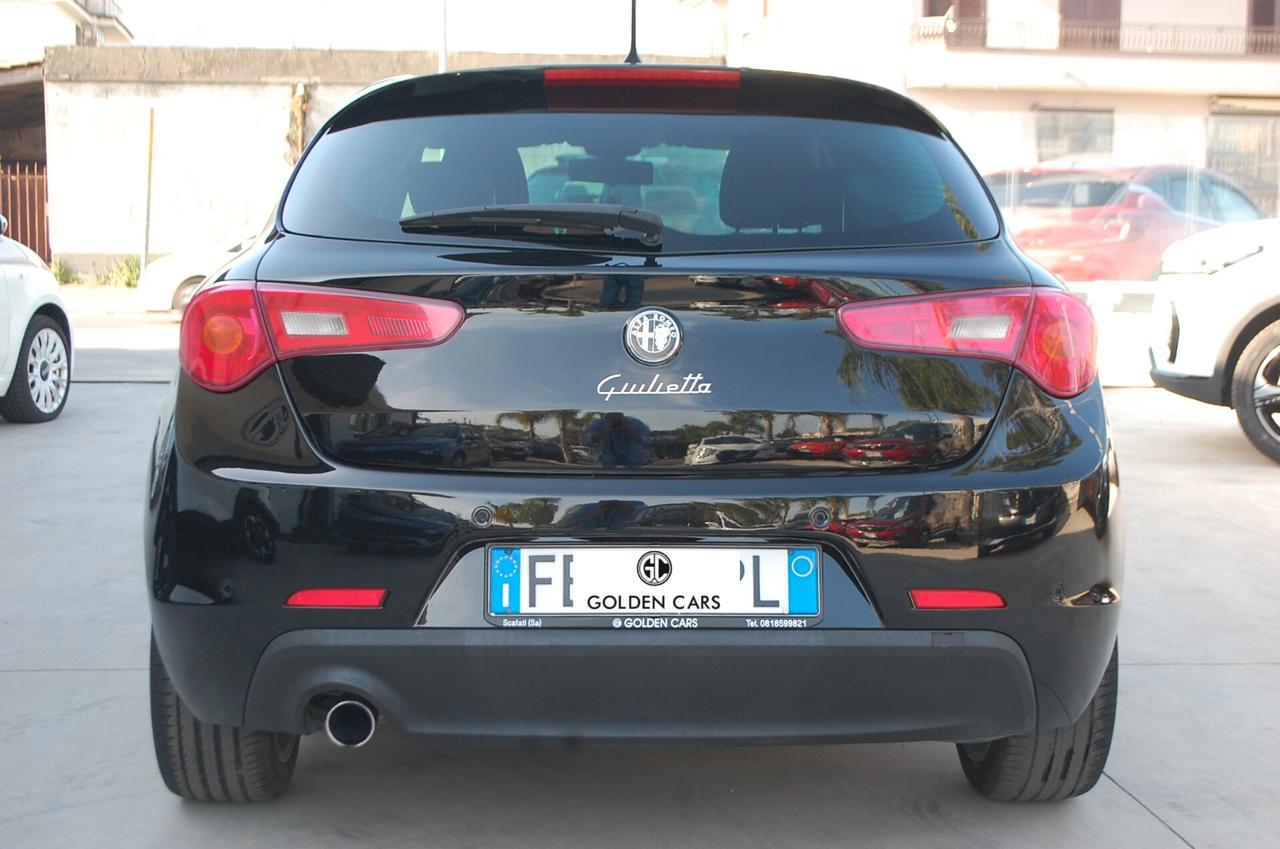Alfa Romeo Giulietta 1.6 jtdm 105CV Distinctive Uff Italy Clima Lega USB
