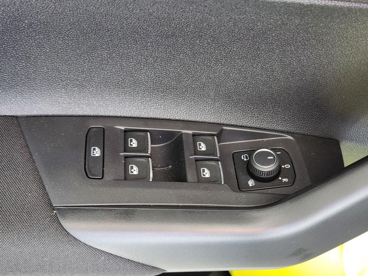 Volkswagen Taigo R-Line Tetto C.17" Camera Navi RLine R Line