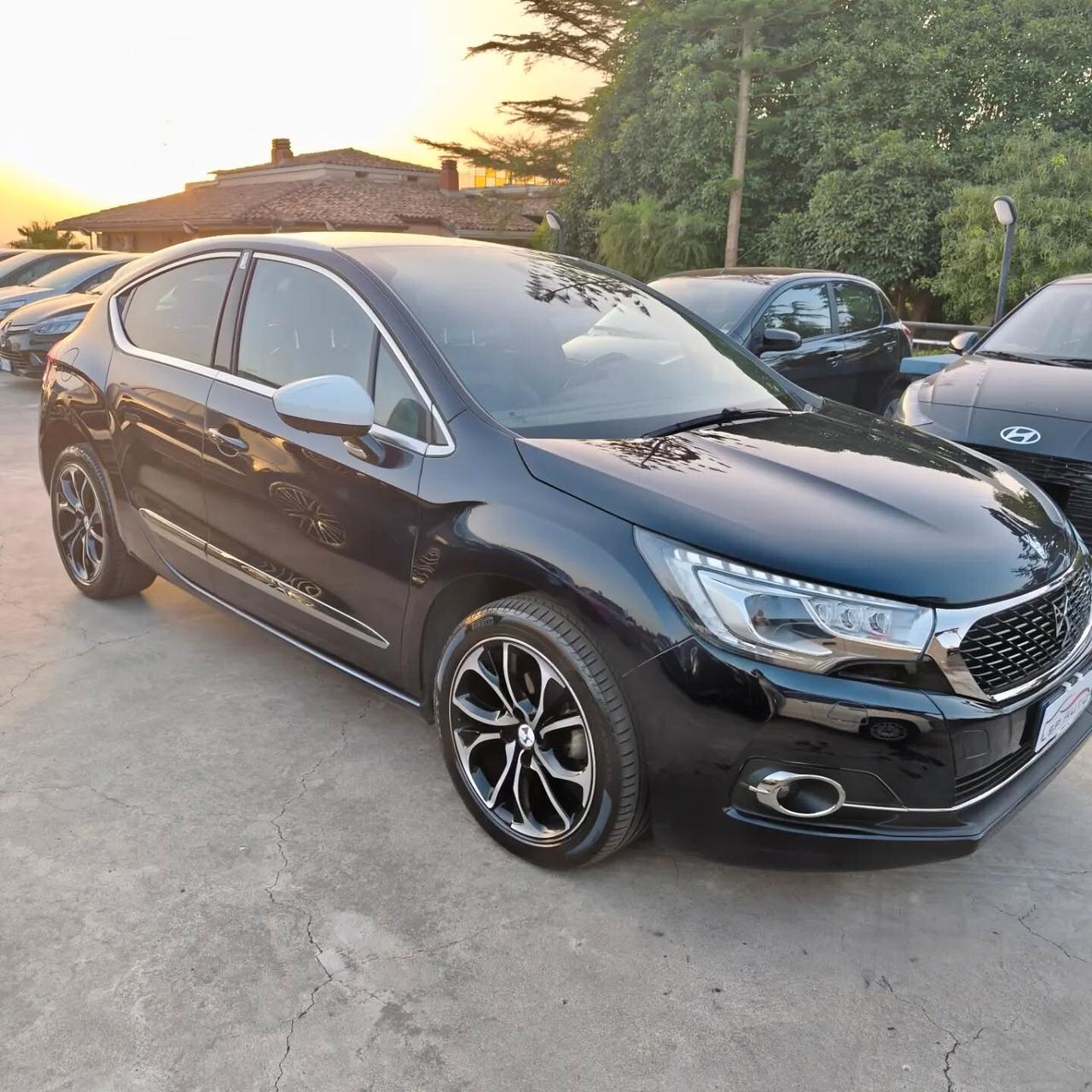 DS4 UNICPROPRIETARIO STRAFULL SOLI 106MILA KM