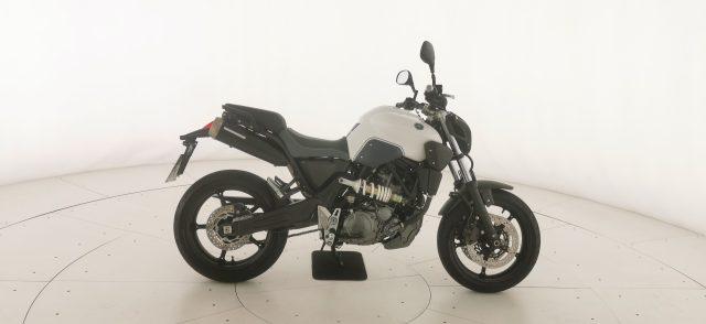 YAMAHA MT-03 MT-03
