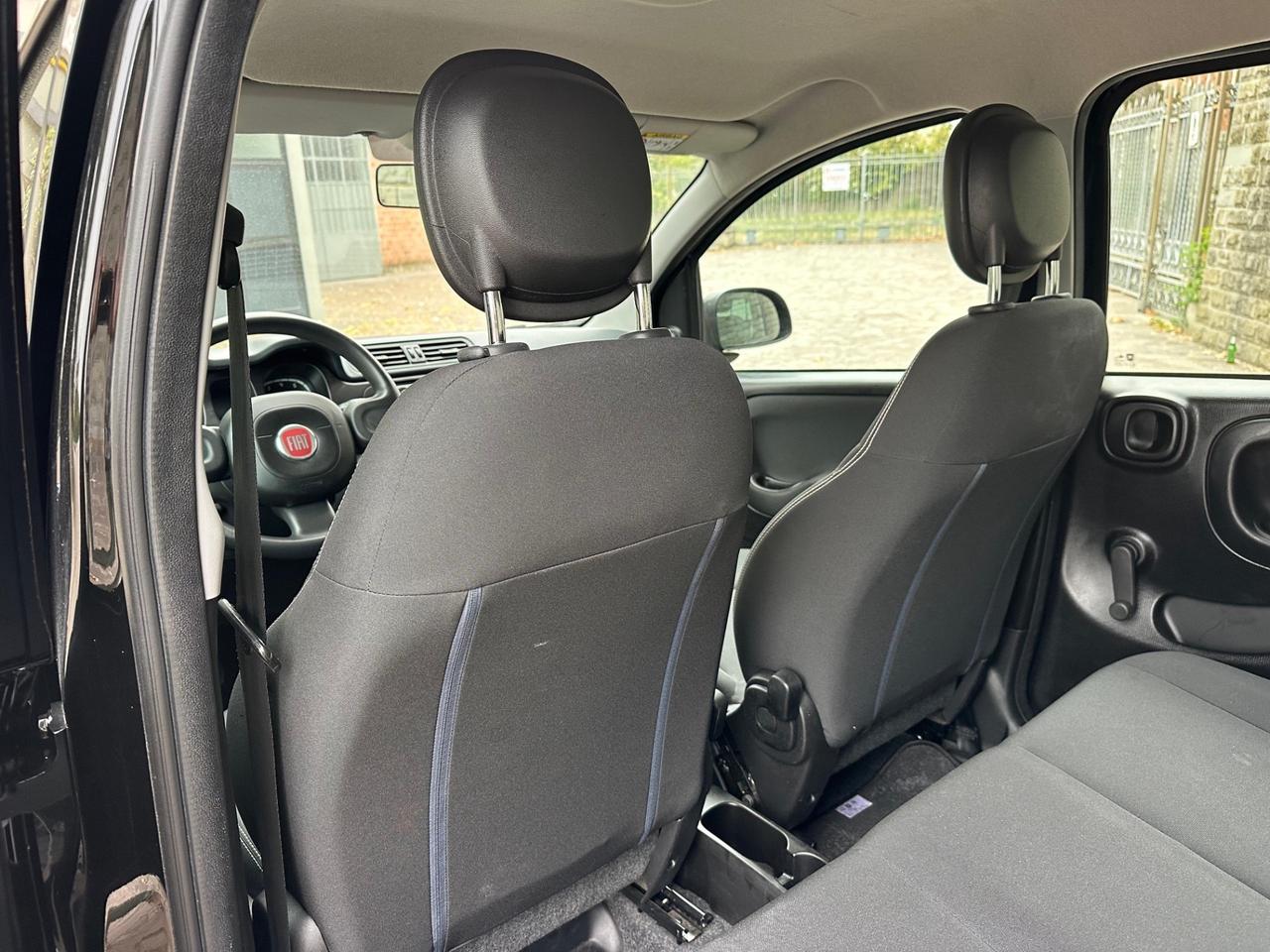 Fiat Panda 1.0 FireFly S&S Hybrid Garmin