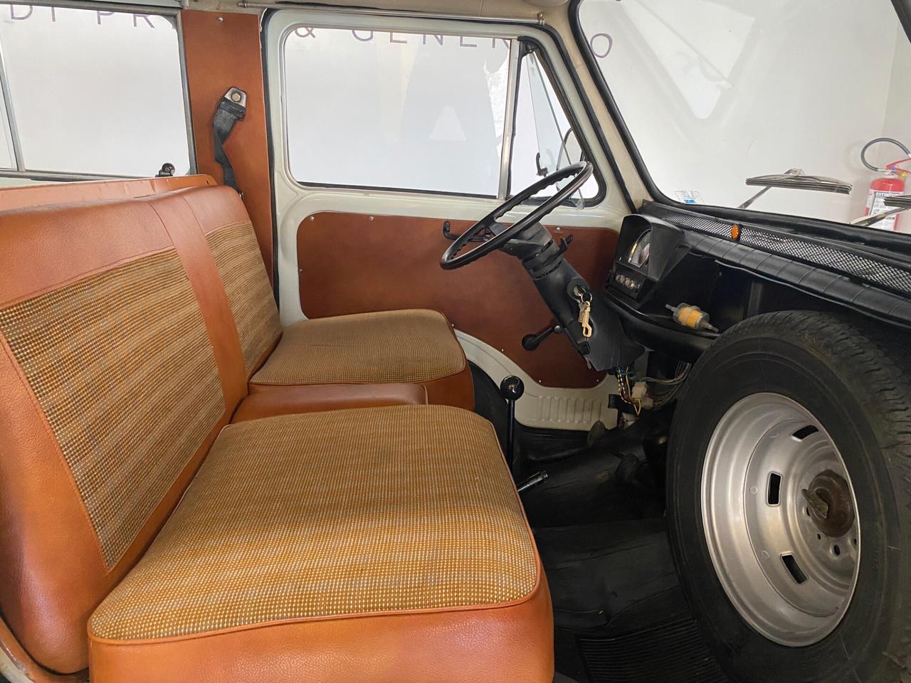 Fiat 900 T (PANORAMA)