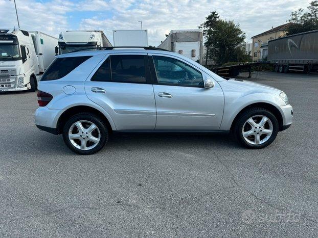 Mercedes ML 320 CDI Sport (165 kw)