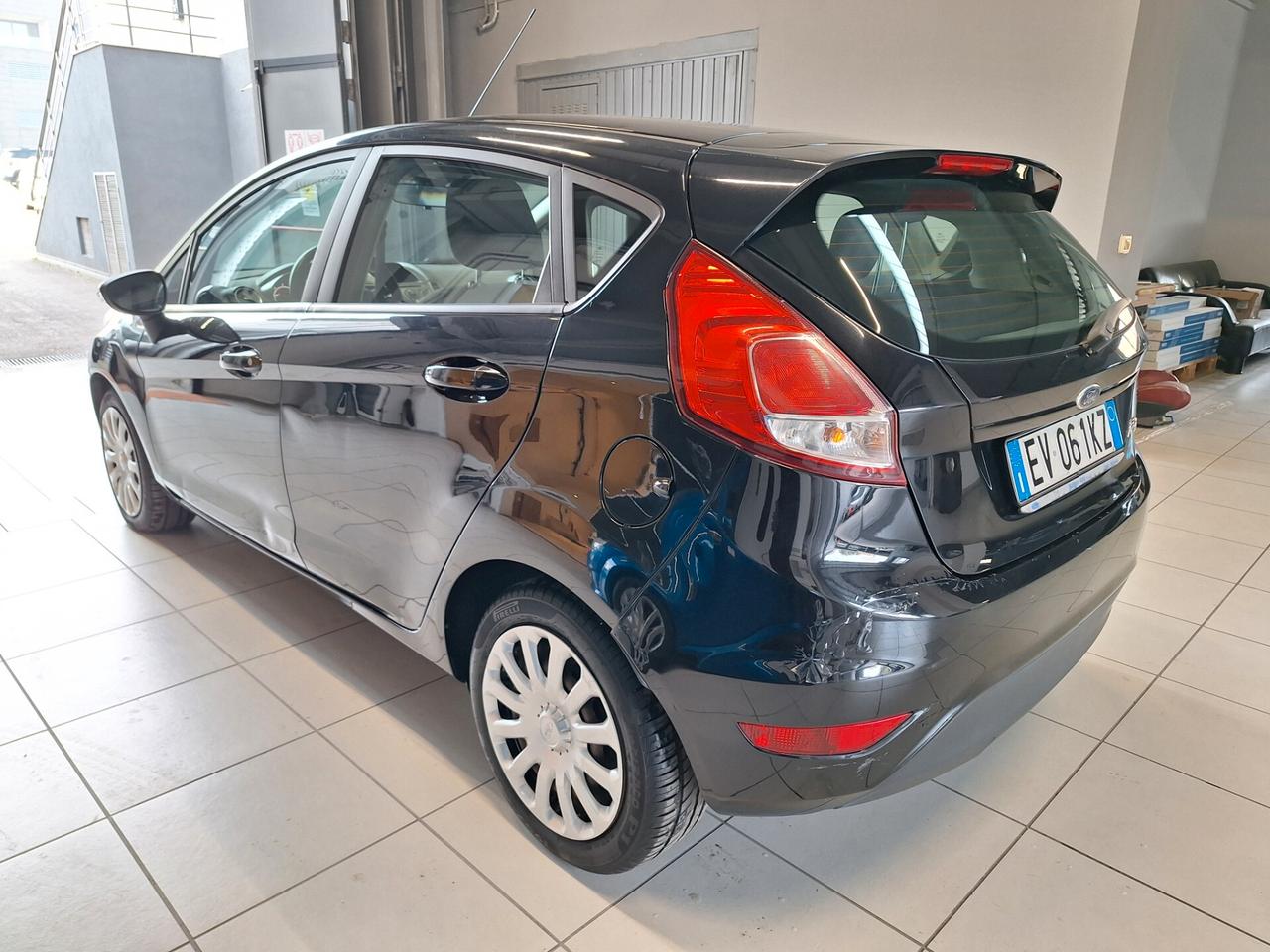 Ford Fiesta 1.5 TDCi 75CV 5 porte N1