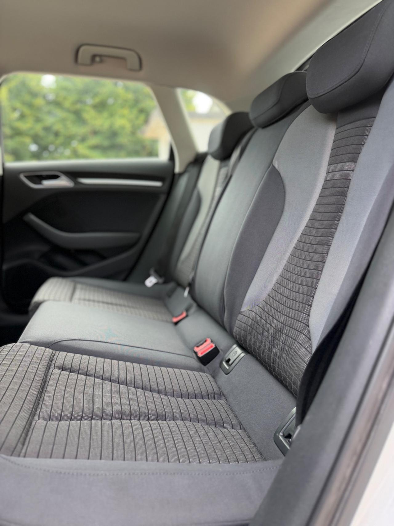 Audi A3 SPB 2.0 TDI 150 CV clean diesel quattro edition
