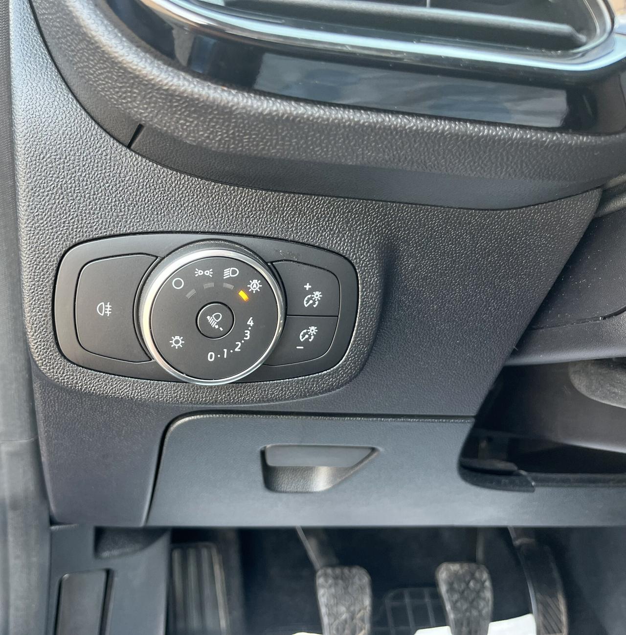 Ford Fiesta 1.1 75 CV 5 porte Plus