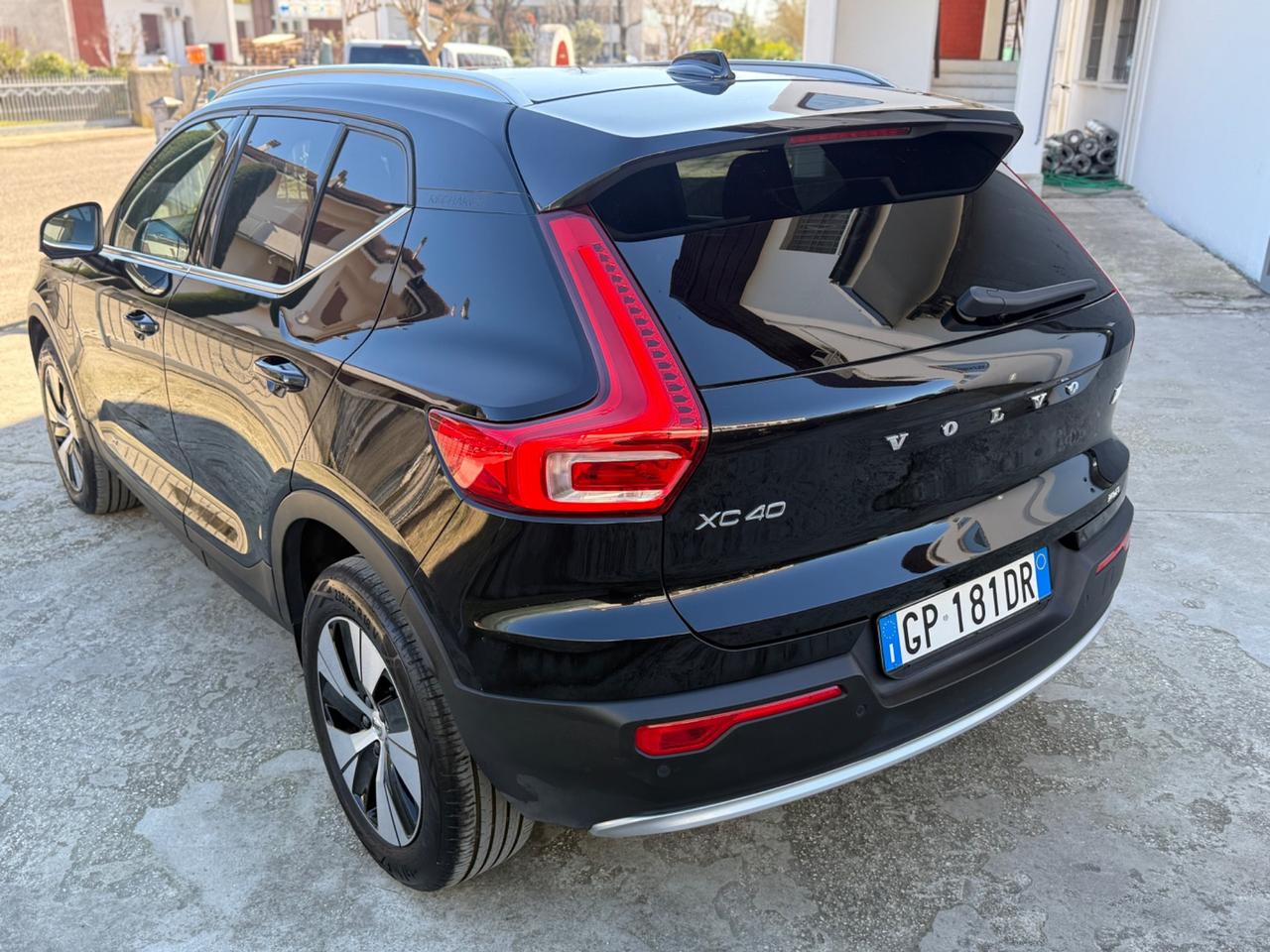 Volvo XC40 T4 1.5 Plug-in Hybrid 2023 50 KM ELETTRICO