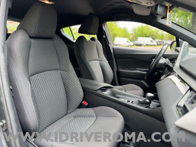 TOYOTA C-HR 1.8 Hybrid E-CVT Business