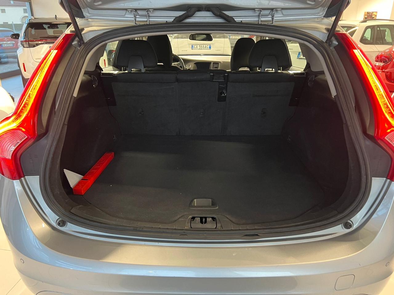 Volvo V60 D2 Momentum