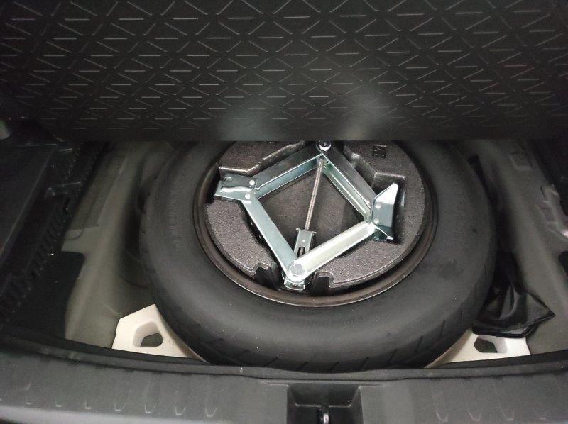 TOYOTA RAV4 5ª serie - RAV4 2.5 HV (218CV) E-CVT 2WD Business