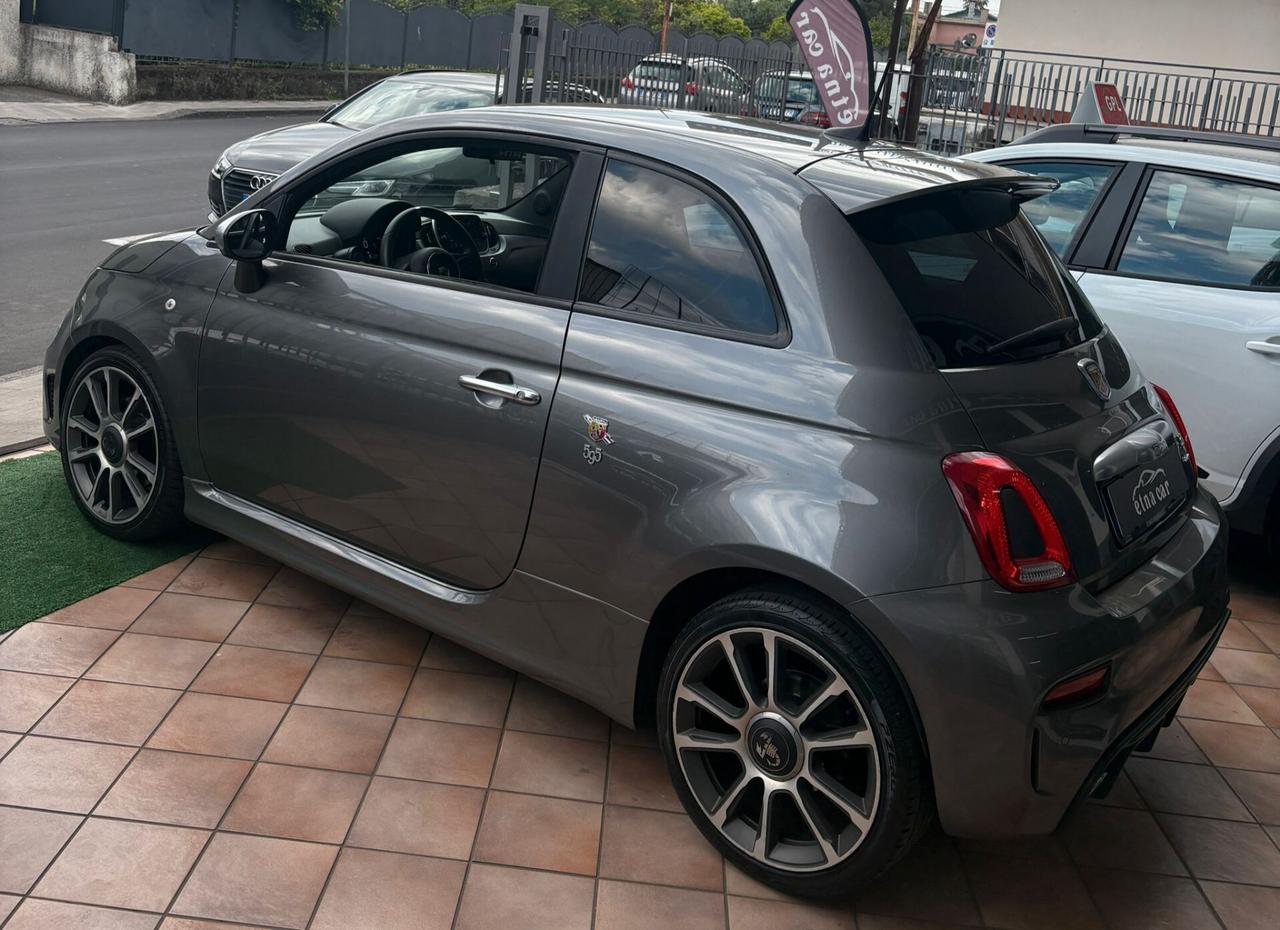 Abarth 595 1.4 Turbo T-Jet 165 CV Turismo