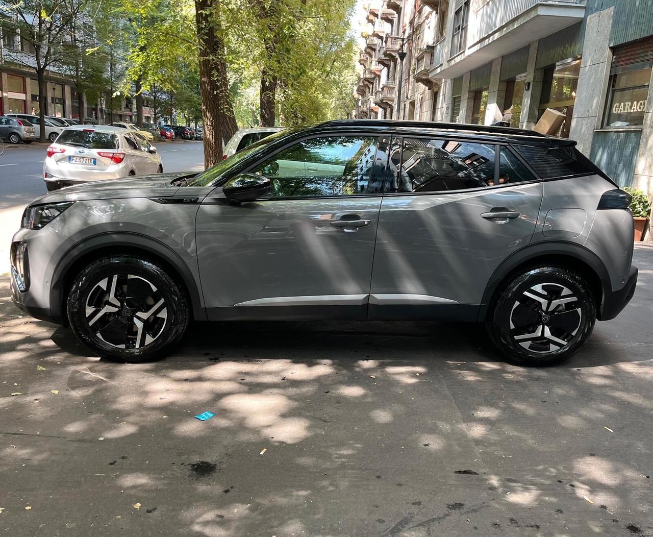 Peugeot 2008 Hybrid 136 e-DCS6 GT