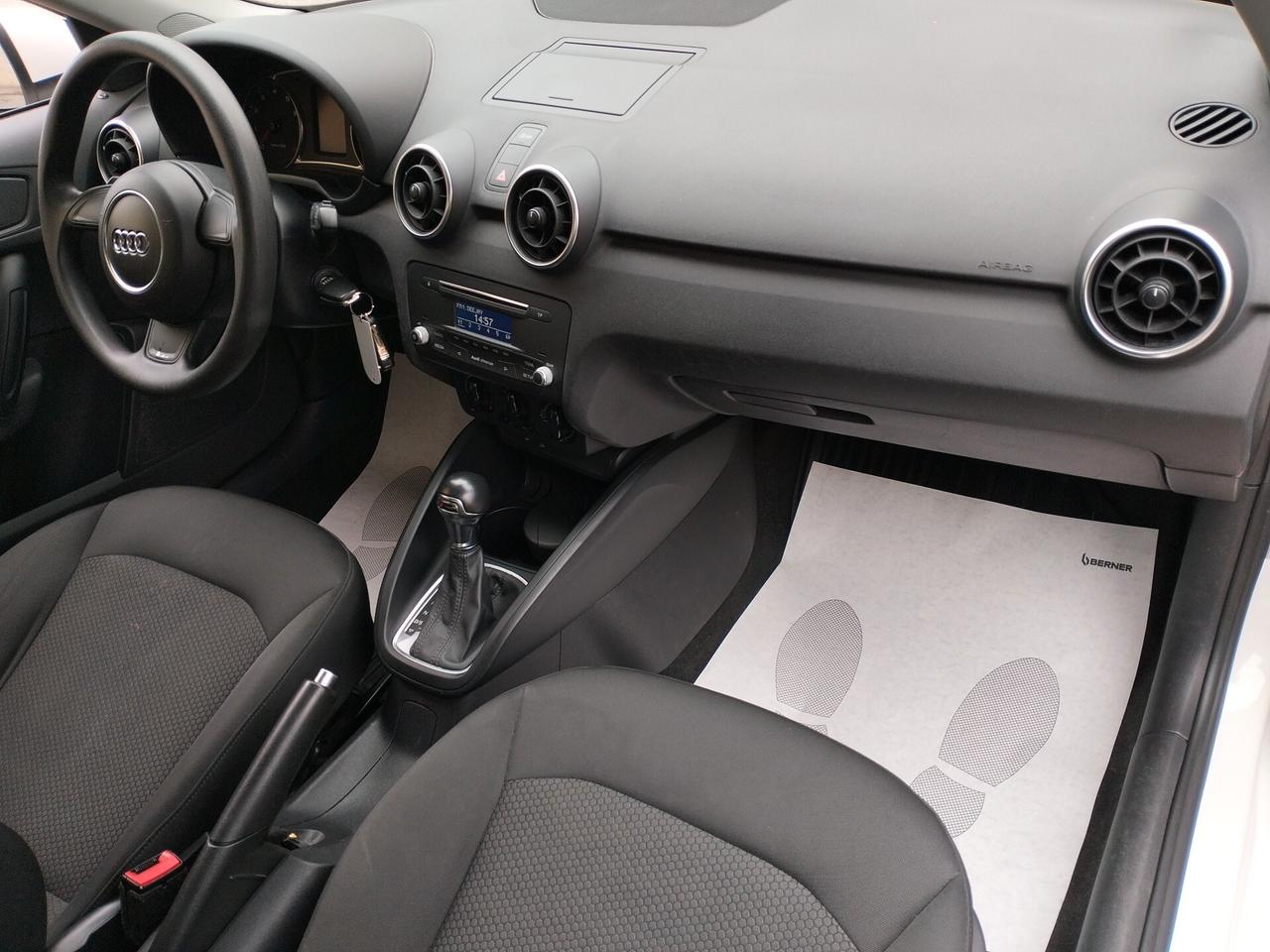 Audi A1 Sportback 1.0 tfsi ultra Sport 95cv s-tronic