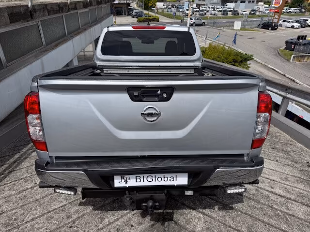 Nissan Navara 2.3 dCi 4WD King Cab Manuale