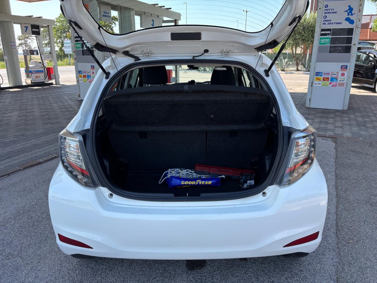 Toyota Yaris 1.5 Hybrid 5 porte Lounge