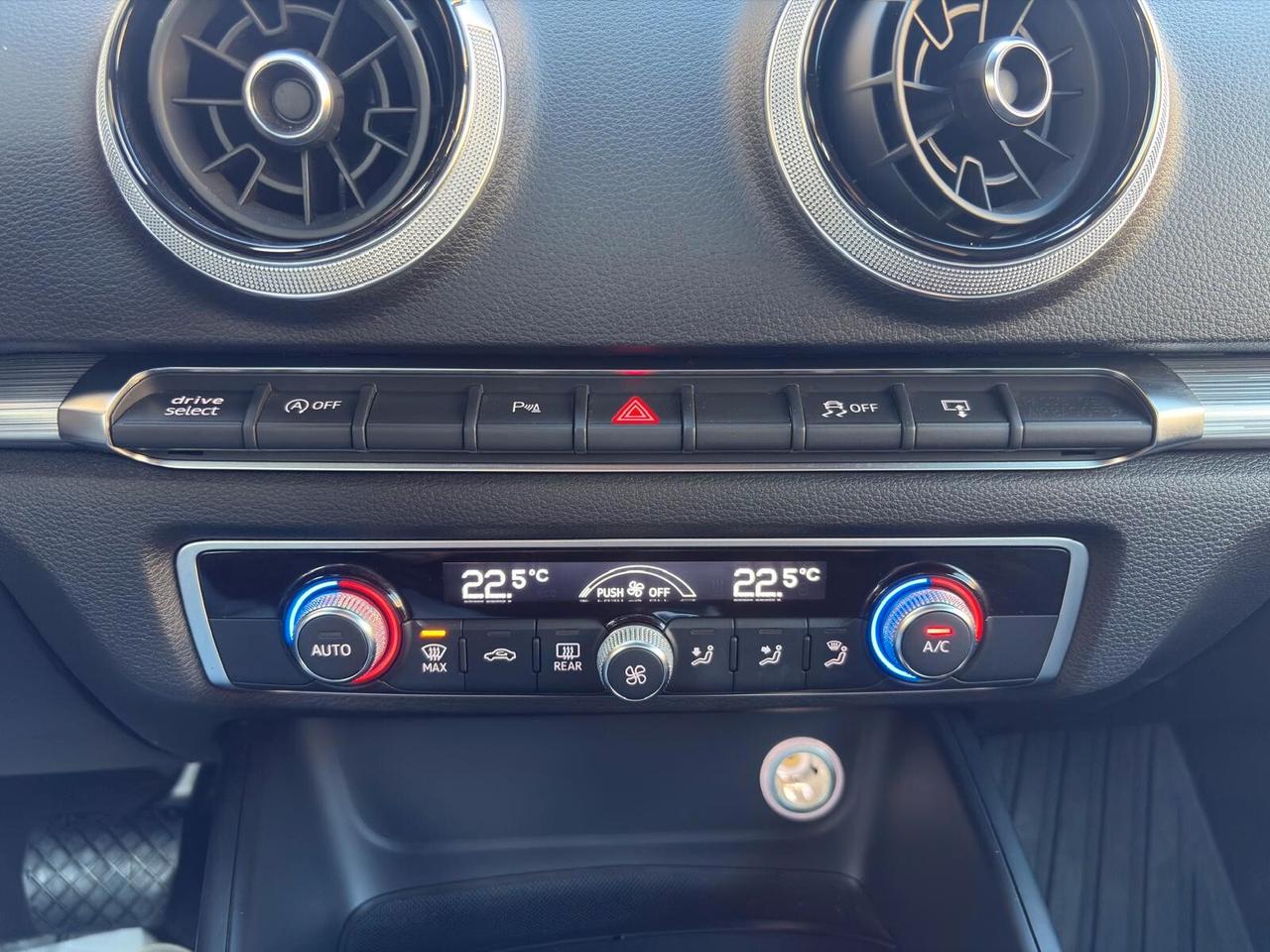 Audi A3 SPORTBACK 1.6 TDi 116CV S-TRONIC