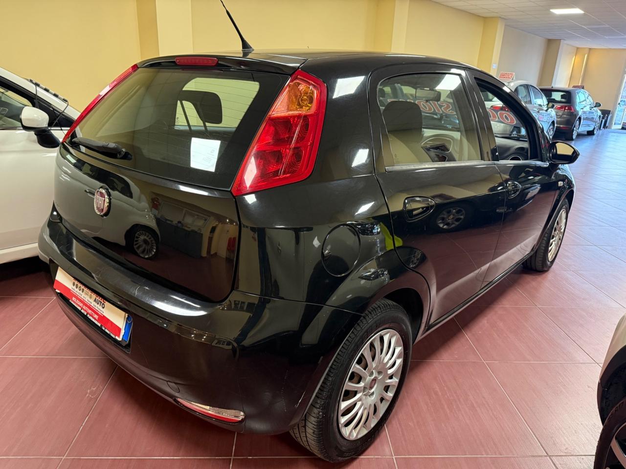 Fiat Punto 1.3 MJT II S&S 95 CV 5 porte Street