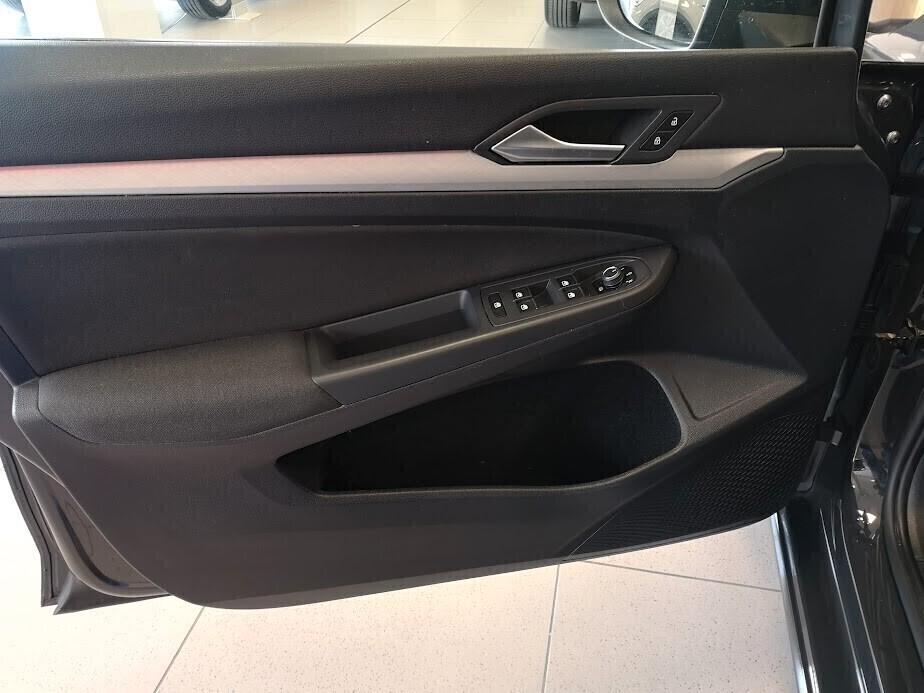 Volkswagen Golf 1.0 TSI EVO Life 110 CV DSG 7 MARCE