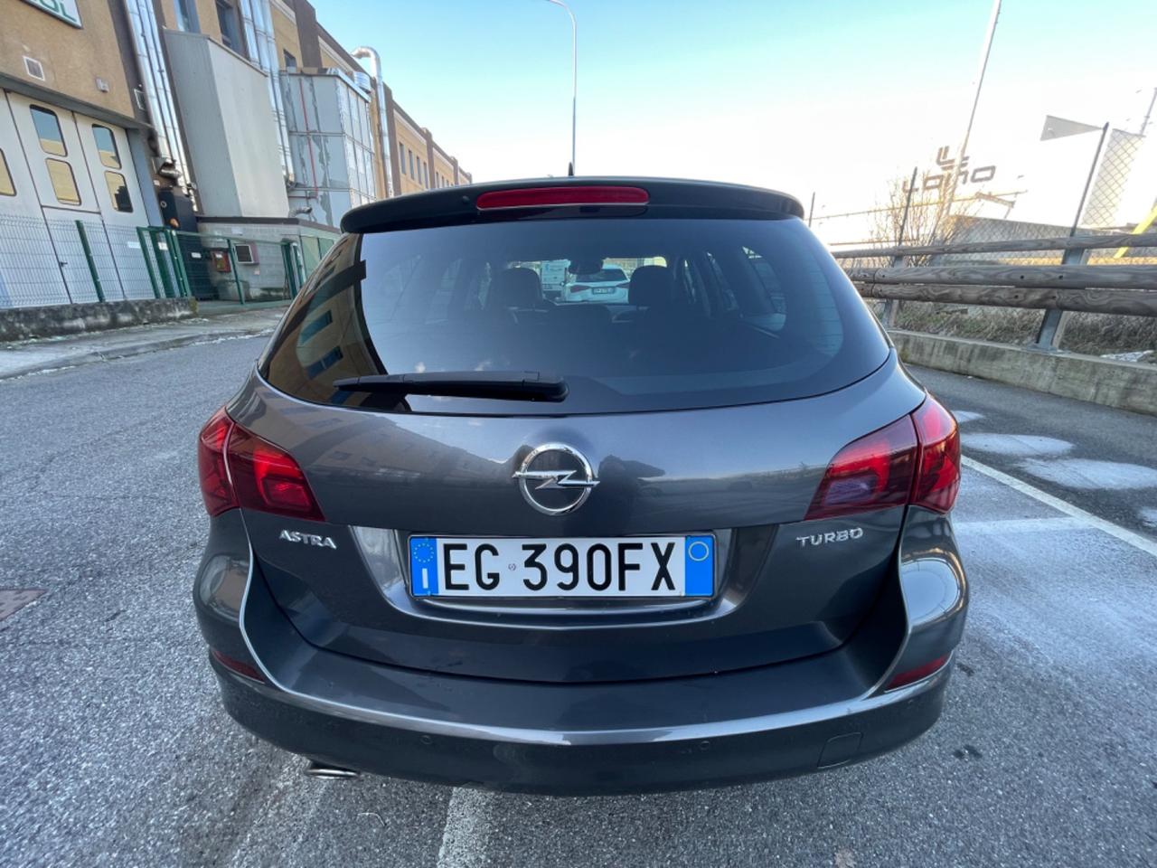 Opel Astra 1.4 Turbo 140CV Sports Tourer Elective