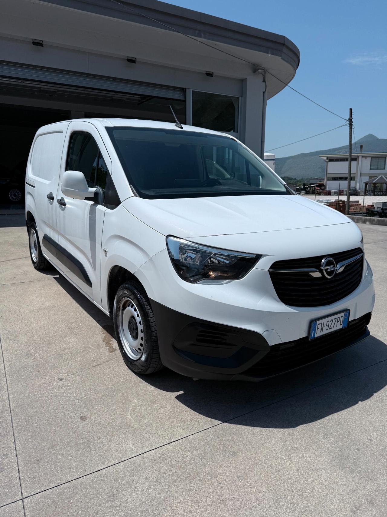 Opel Combo Cargo 1.6 Diesel PC 650kg