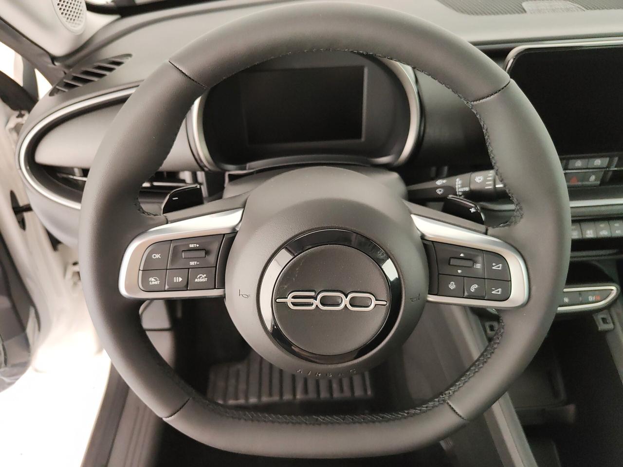 Fiat 600 Hybrid 110 CV DCT MHEV Business
