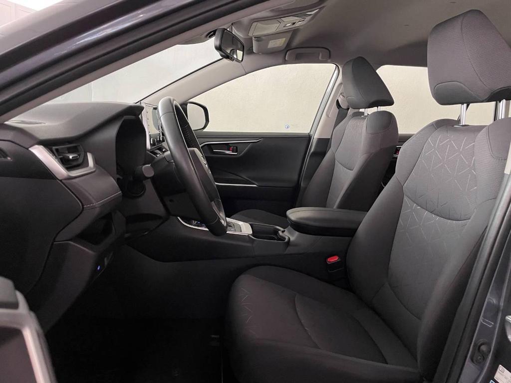 Toyota RAV4 2.5 VVT-iE Hybrid Lounge 2WD E-CVT