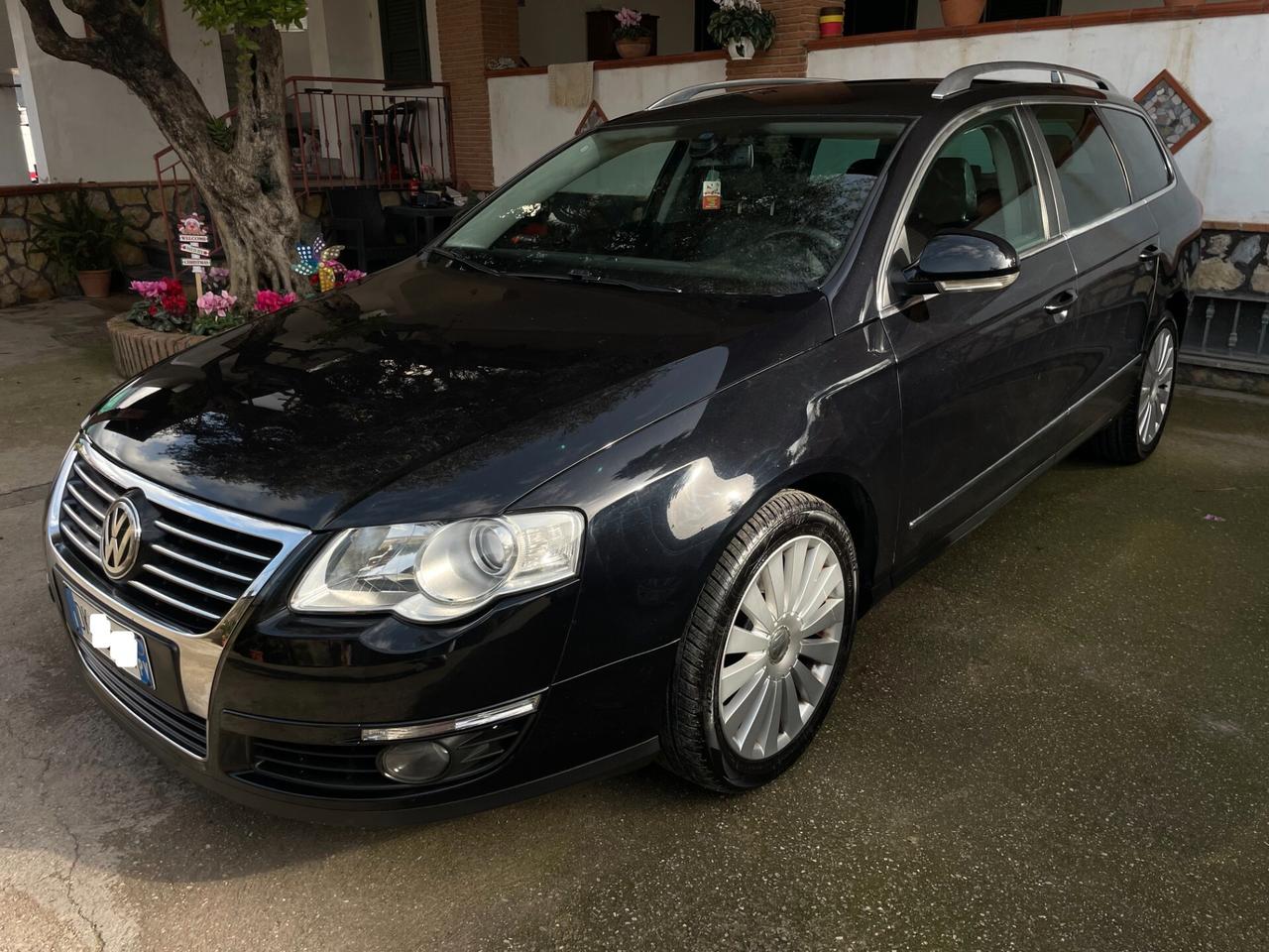 Volkswagen Passat SW 2.0 140 CV TDI Variant Highline Full optional manuale