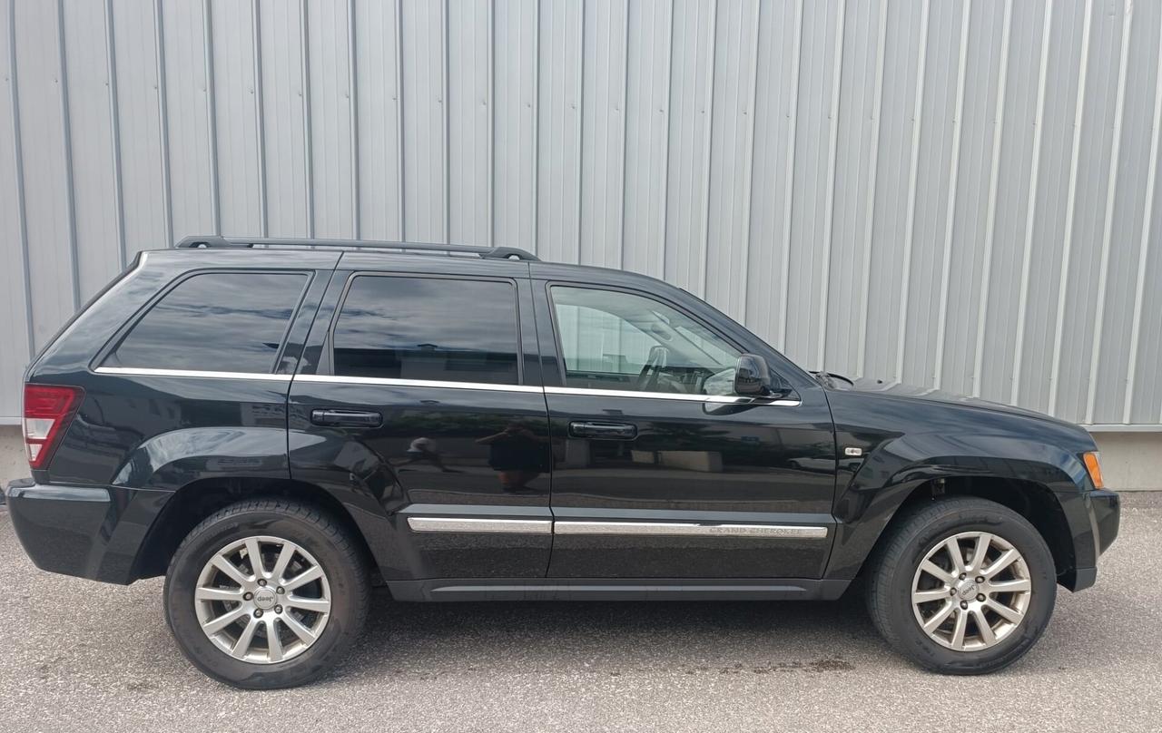 Jeep Grand Cherokee 3.0 V6 CRD Overland