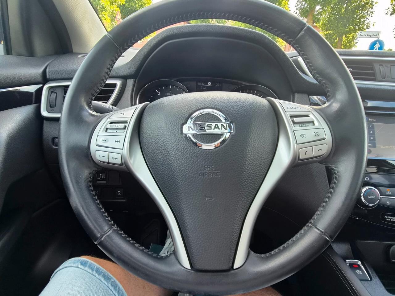 Nissan Qashqai 1.5 dCi Tekna 45 000km STRAFULL
