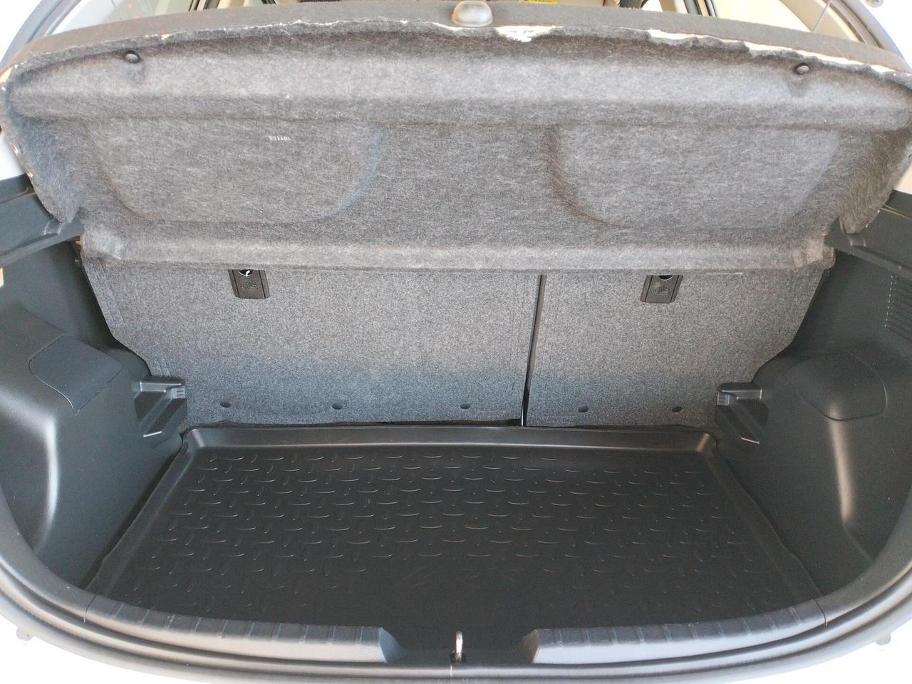 Toyota Yaris 1.5 Hybrid - NEOPATENTATI