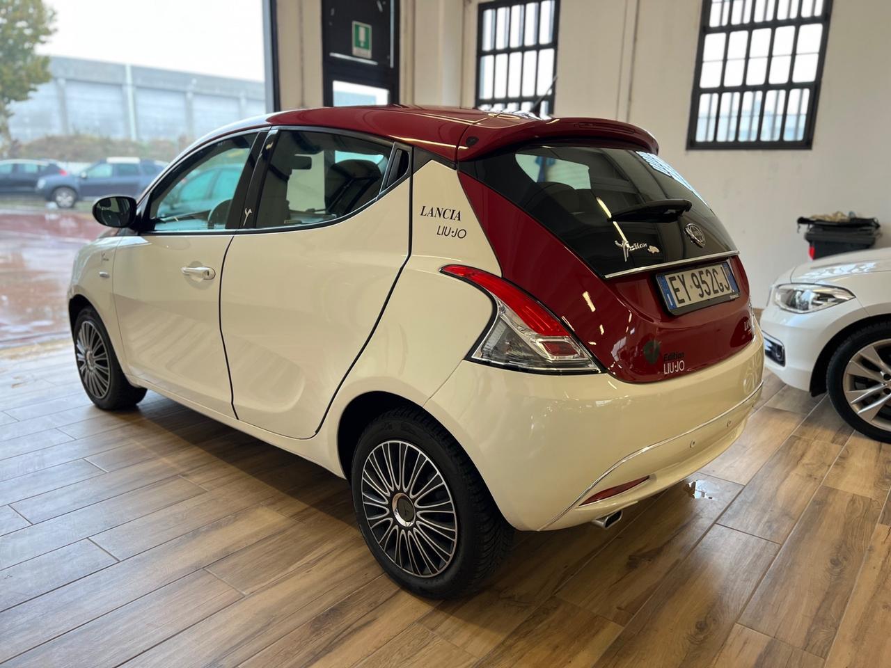 Lancia Ypsilon 1.2 69 CV 5 porte GPL Ecochic 30th Anniversary