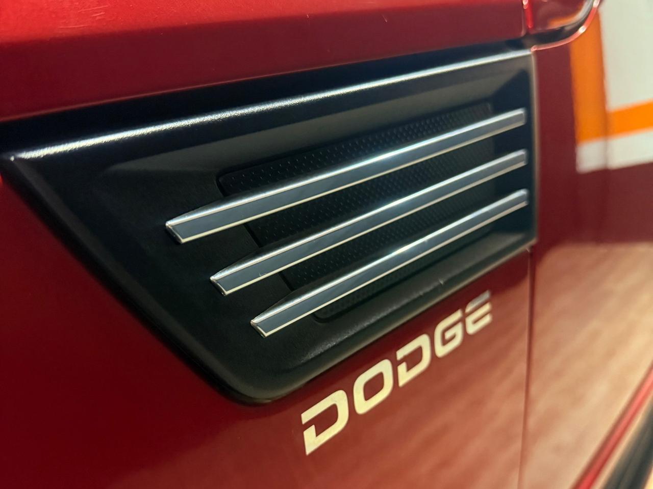 STRAORDINARIO DODGE NITRO 4×4 CON CAMBIO MANUALE