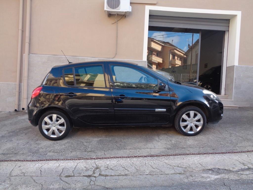 Renault Clio 1.2 75CV 5 Porte Live (Neopatentati)