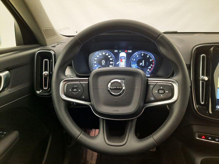 Volvo XC40 T3 Momentum Pro Geartronic BR288041 1.5 Benzina 163CV
