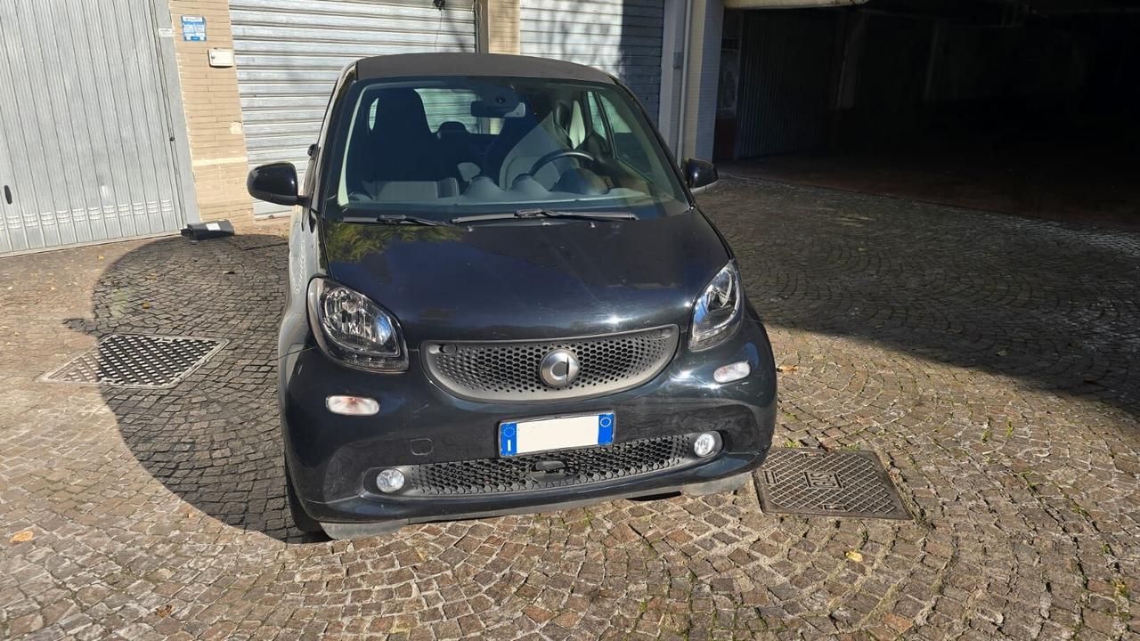 Smart ForTwo 1.0 71cv Coupe Clima cambio Auto