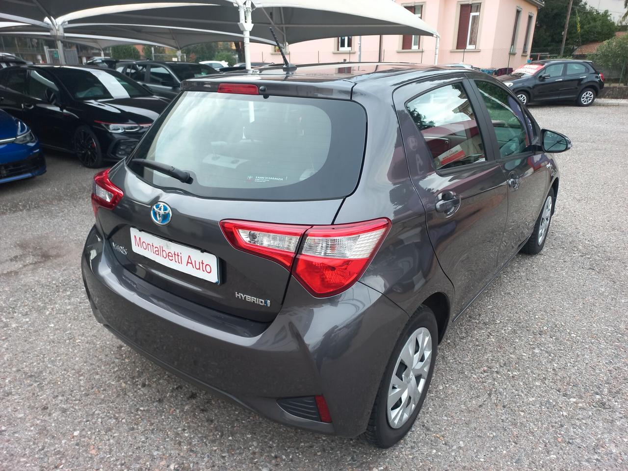 Toyota Yaris 1.5 Hybrid 5 porte Business