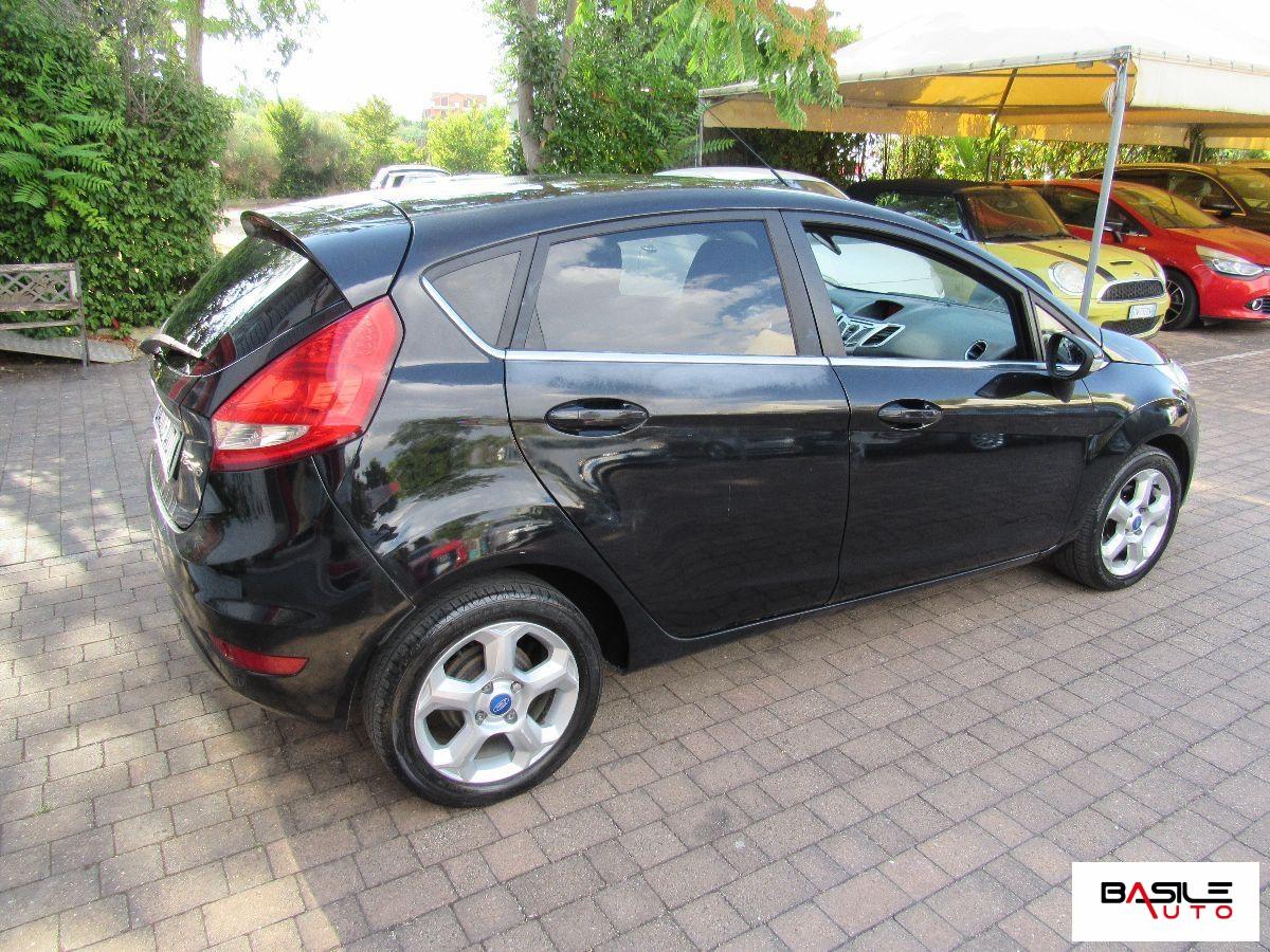 FORD - Fiesta - 1.6 TDCi 95CV 5p. Titanium Bs.