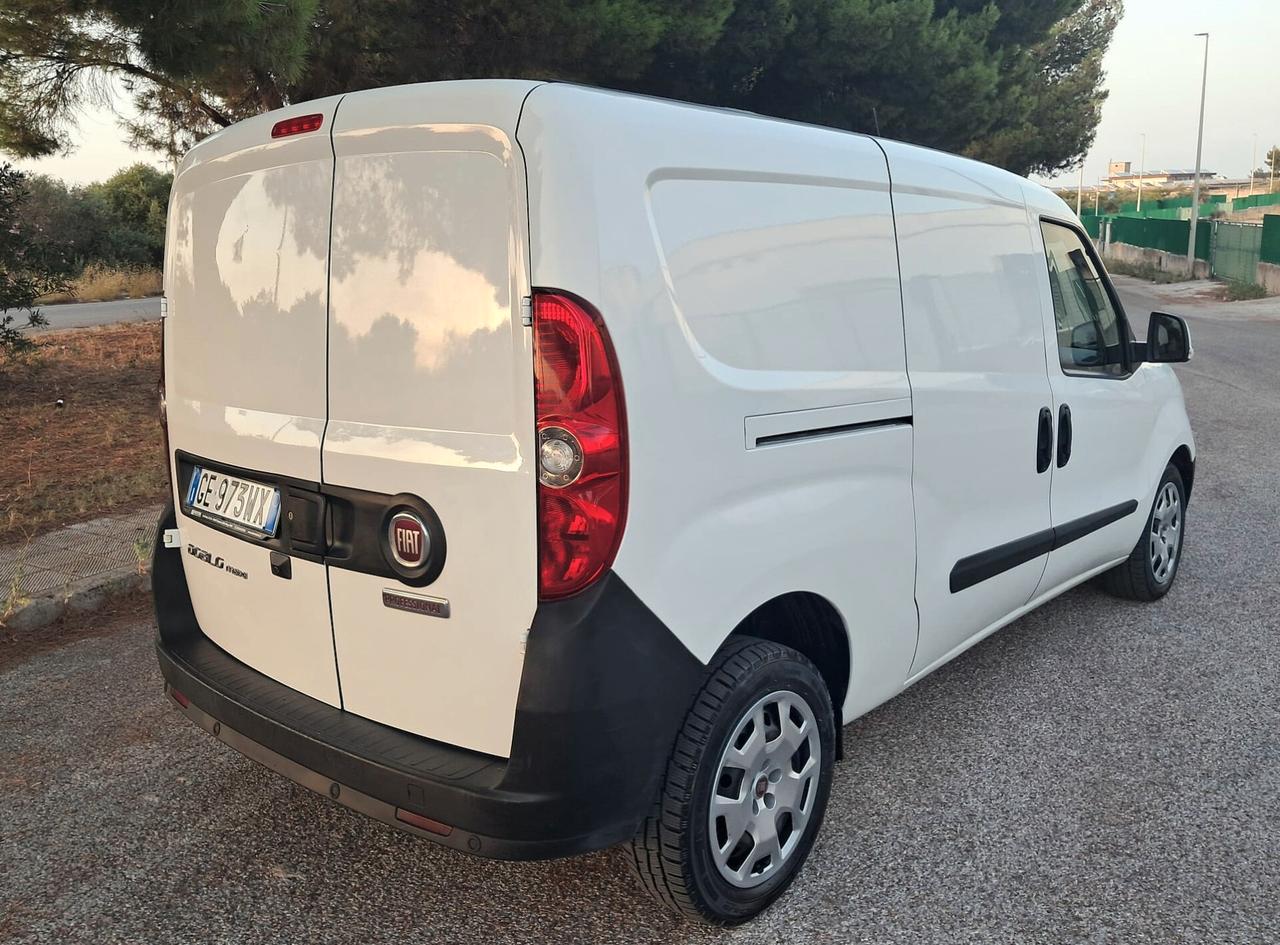 Fiat Doblò 1.6 MJT 105CV S&S PL-TN Cargo Maxi Lounge