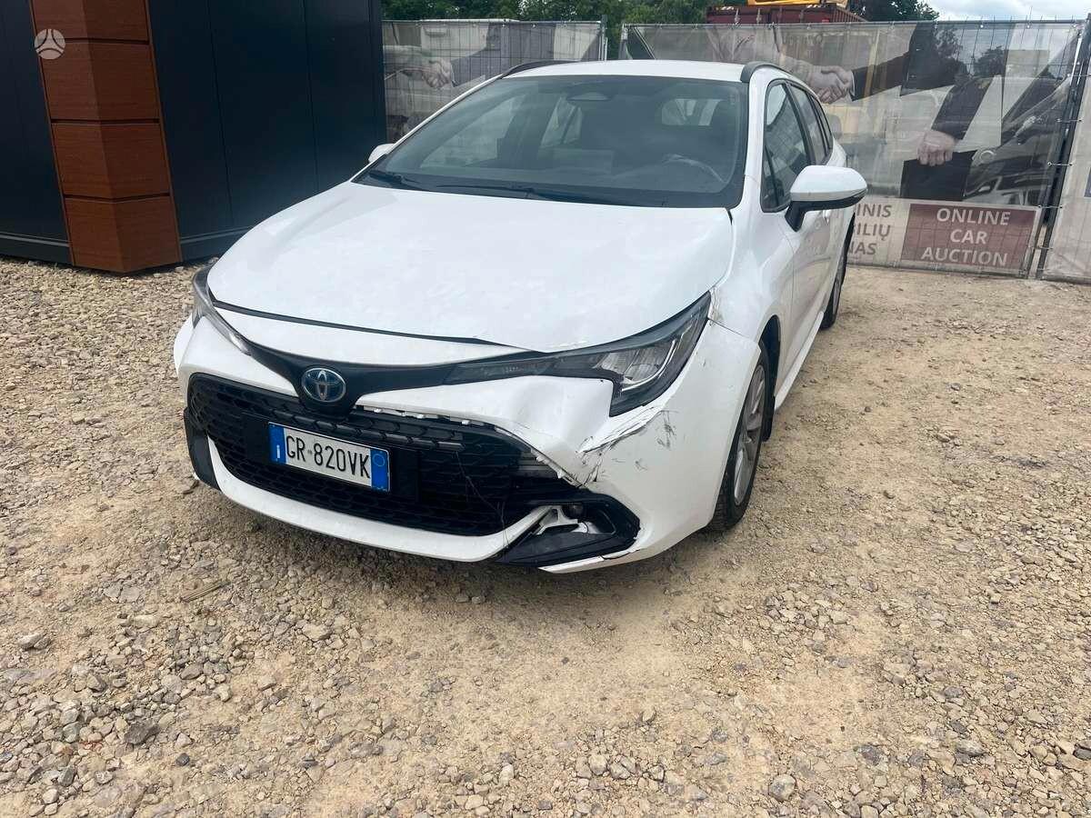 4 corolla disponibili - Toyota Corolla Touring Sports 1.8 Hybrid Business Tech